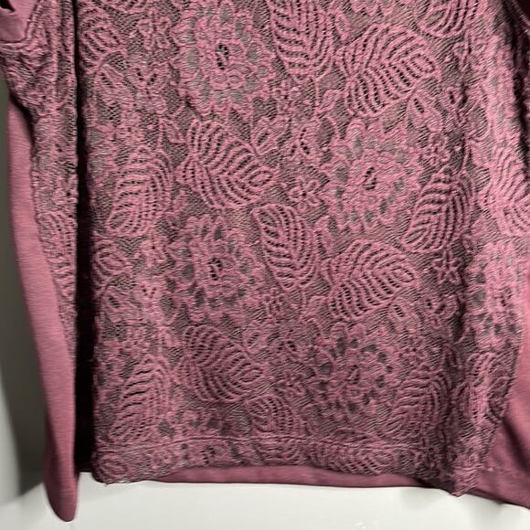 Gap Burgundy Sleeveless Lace Top Size Small - Picture 3 of 5